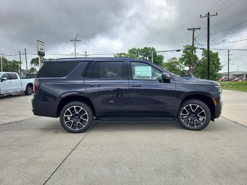 Dark Ash Metallic 2026 Chevrolet Tahoe RST