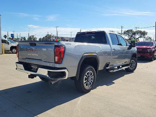 2026 GMC Sierra 2500 SLE