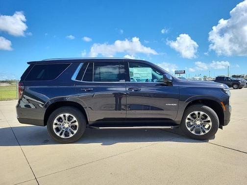 2025 Chevrolet Tahoe LS