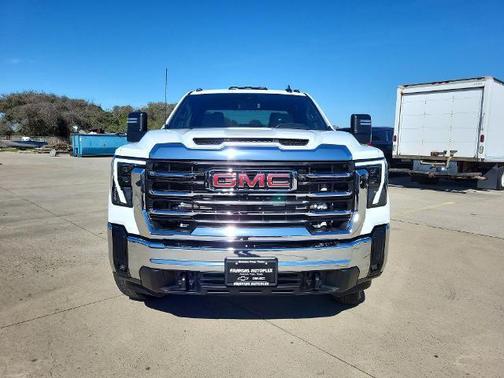 2026 GMC Sierra 3500 SLE