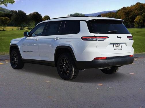 2025 Jeep Grand Cherokee L Laredo