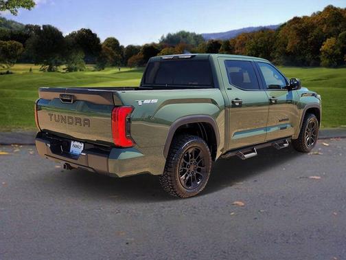 2022 Toyota Tundra SR5