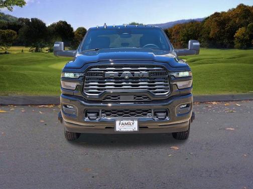 2025 RAM 3500 Big Horn