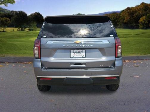 2021 Chevrolet Suburban LT
