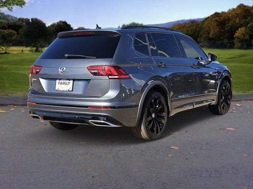 2020 Volkswagen Tiguan 2.0T SE R-Line Black