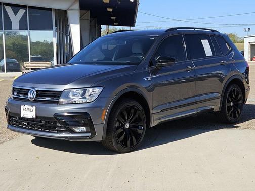 2020 Volkswagen Tiguan 2.0T SE R-Line Black