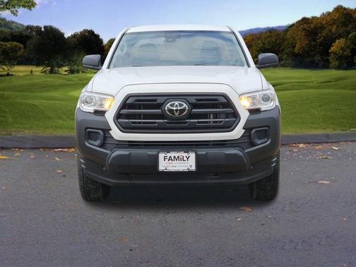 2019 Toyota Tacoma SR
