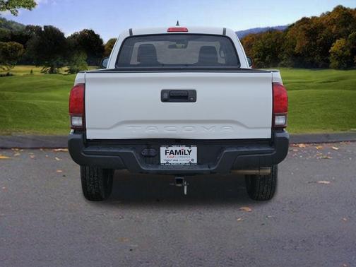 2019 Toyota Tacoma SR