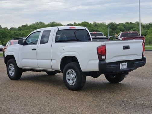 2019 Toyota Tacoma SR