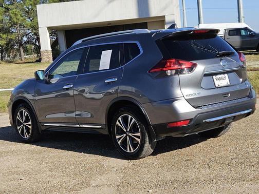 2017 Nissan Rogue SL