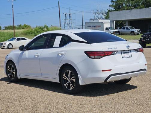 2022 Nissan Sentra SV