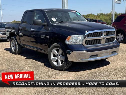 2017 RAM 1500 SLT