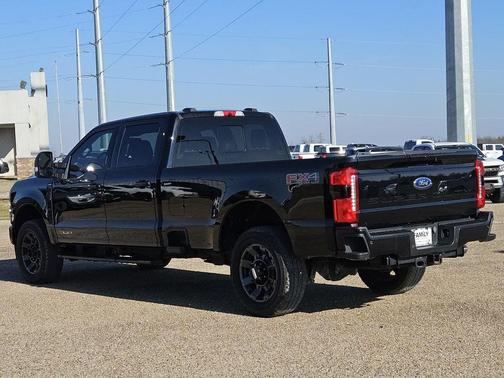 2023 Ford F-350 Lariat Super Duty