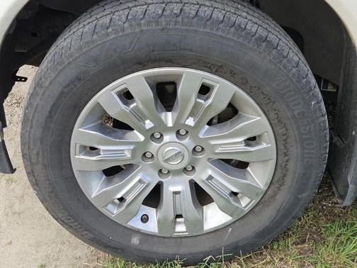 2015 Nissan Armada Platinum