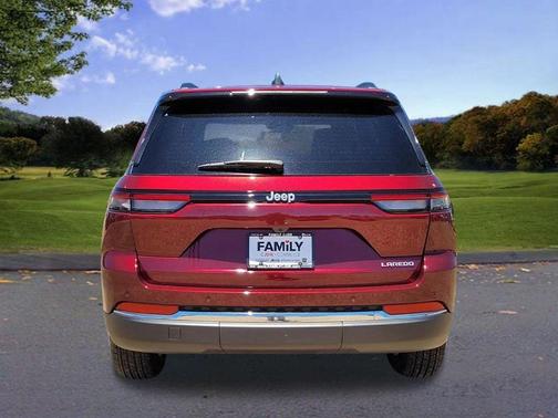 2024 Jeep Grand Cherokee Laredo X