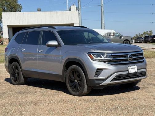 2022 Volkswagen Atlas 2.0T SE w/Technology