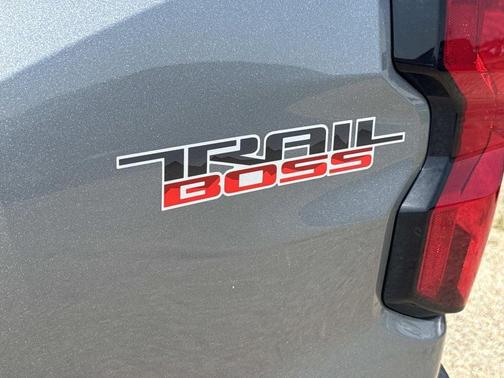 2024 Chevrolet Colorado Trail Boss