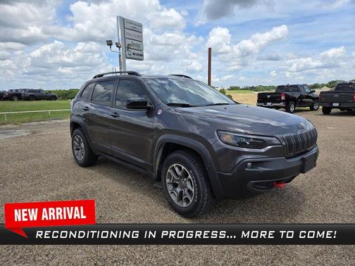 2022 Jeep Cherokee Trailhawk