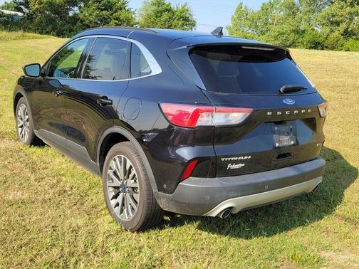 2021 Ford Escape Titanium Hybrid