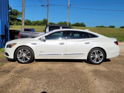 2019 Buick LaCrosse Avenir