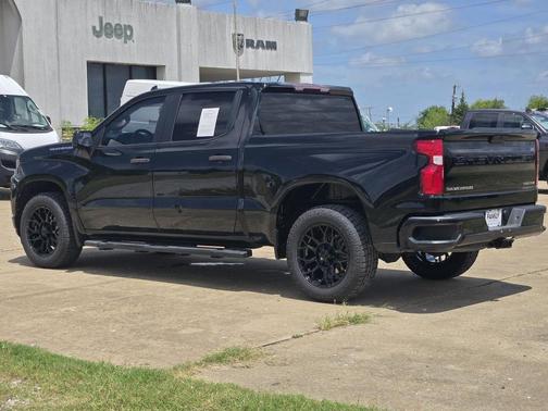 2021 Chevrolet Silverado 1500 Custom