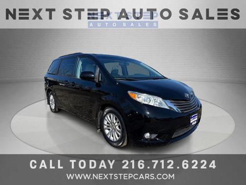 2014 Toyota Sienna XLE