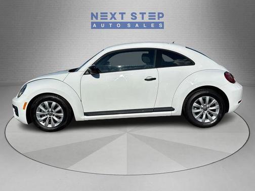 Pure White 2017 Volkswagen Beetle 1.8T