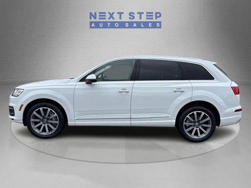 Glacier White Metallic 2018 Audi Q7 3.0T Prestige