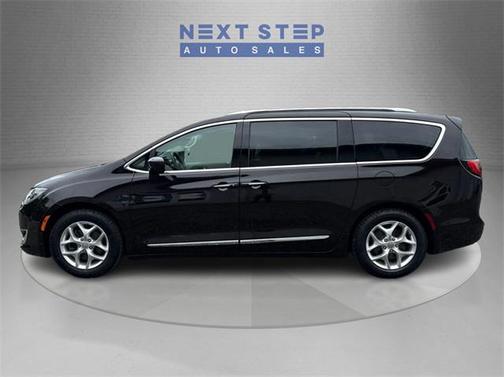 2018 Chrysler Pacifica Touring-L Plus