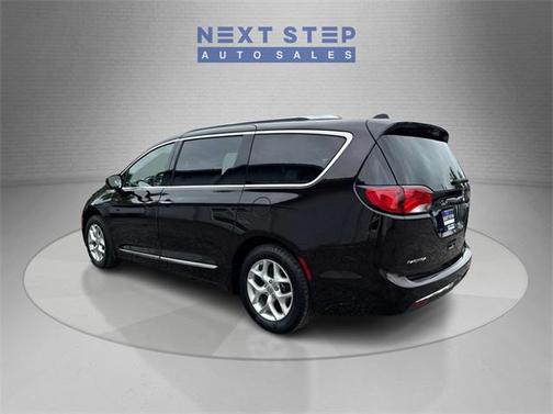 2018 Chrysler Pacifica Touring-L Plus