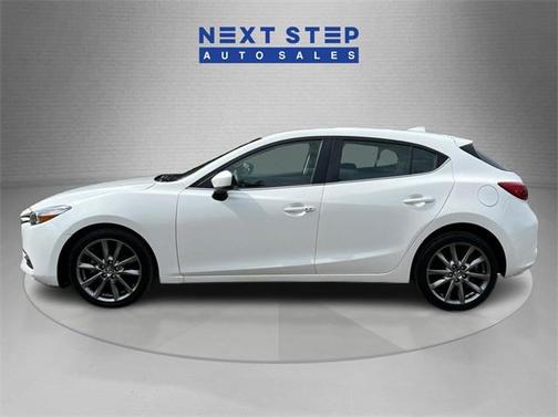 2018 Mazda Mazda3 Touring
