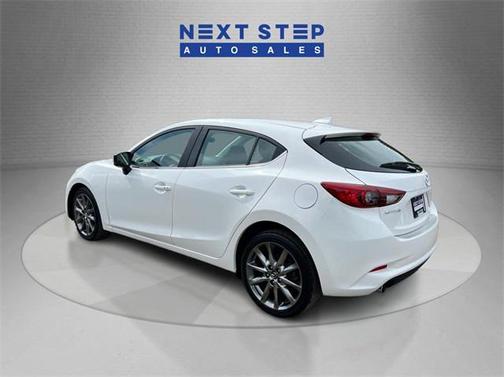 2018 Mazda Mazda3 Touring