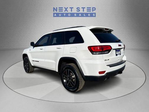 Bright White Clearcoat 2020 Jeep Grand Cherokee Trailhawk