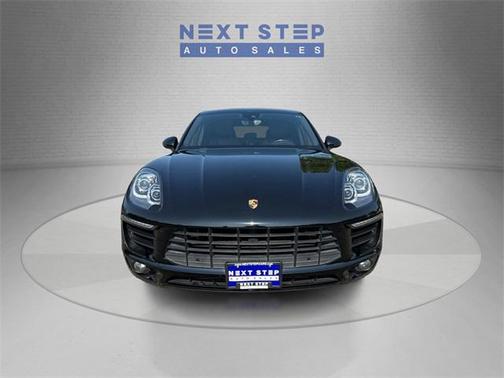 2018 Porsche Macan Base