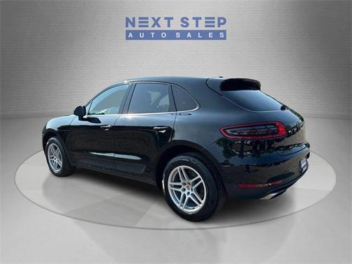 2018 Porsche Macan Base