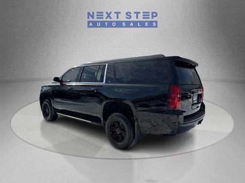 2017 Chevrolet Suburban LT