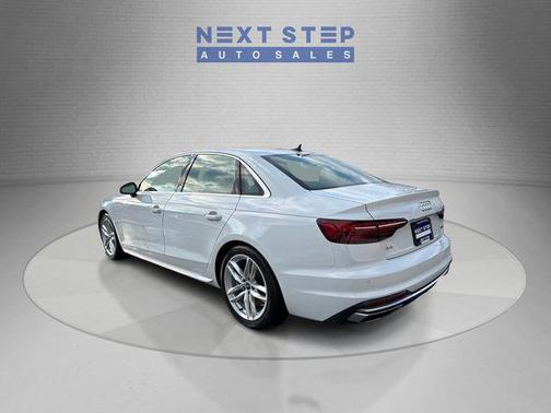 2024 Audi A4 45 S line Premium Plus