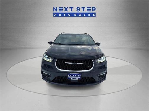 2021 Chrysler Pacifica Touring