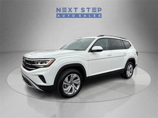 2023 Volkswagen Atlas 3.6L SE w/Technology