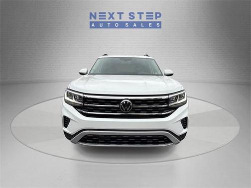 2023 Volkswagen Atlas 3.6L SE w/Technology