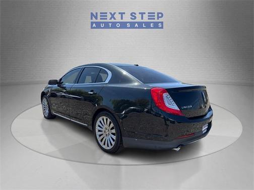 2014 Lincoln MKS Base