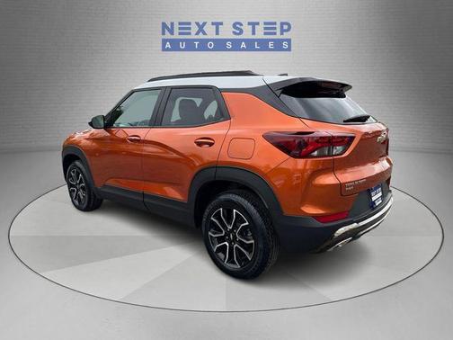 Vivid Orange Metallic 2022 Chevrolet Trailblazer ACTIV