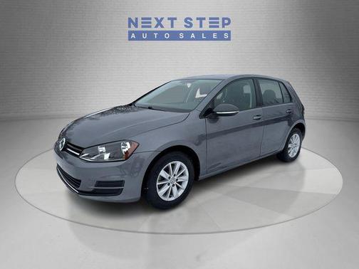 Platinum Gray Metallic 2017 Volkswagen Golf TSI S 4-Door