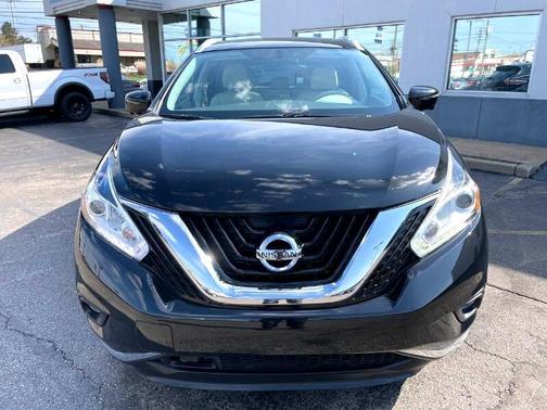 Photo 3 of 32 of 2015 Nissan Murano SL