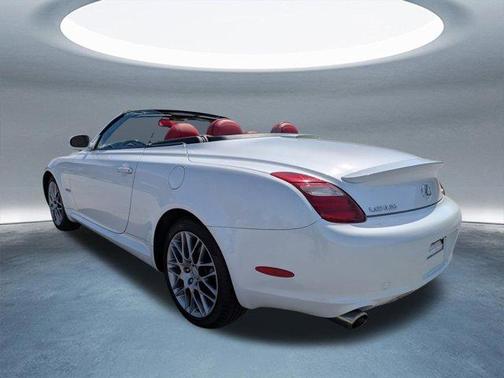 White 2007 Lexus SC 430