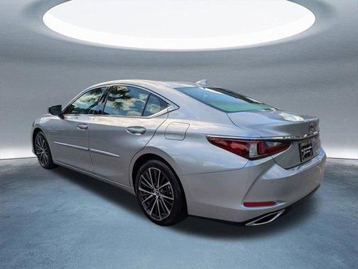 Iridium 2025 Lexus ES 350