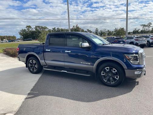 2023 Nissan Titan Platinum Reserve