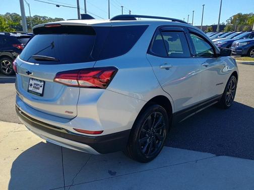 2022 Chevrolet Equinox FWD RS