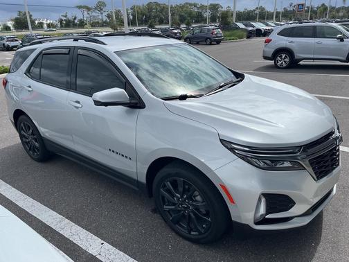 2022 Chevrolet Equinox FWD RS