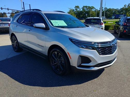 2022 Chevrolet Equinox FWD RS